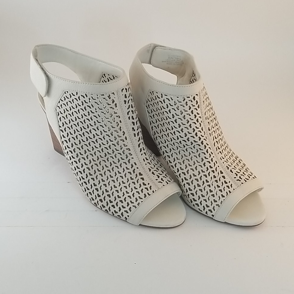 Vince Camuto Leather Peep Toe Sandals